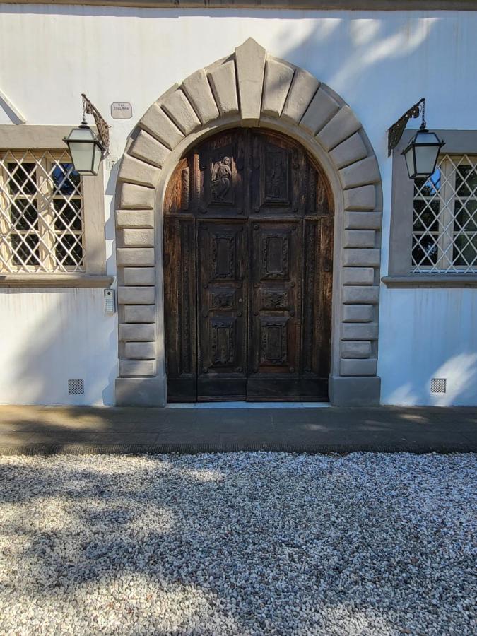 La Villa Apartments - Convenient For Sardinia And Corsica - 4 Beds - Private Parking Included With Camera Livorno Exterior foto